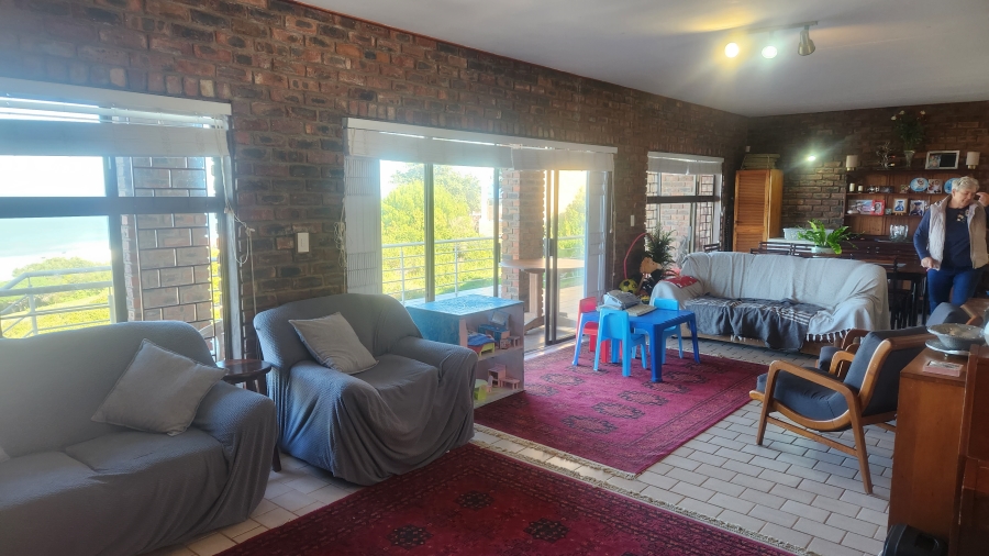 5 Bedroom Property for Sale in Dana Bay Western Cape